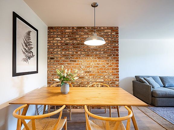 2nd image of 1103 Howie Ave #201