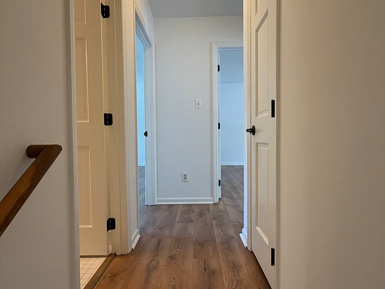 337 E Millbrook Rd — Photo 29