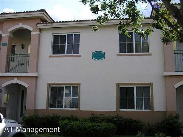 1st image of 2921 SE 13th Ave APT 102
