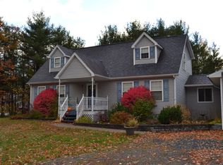 77 Soper St, Morrisonville, NY 12962