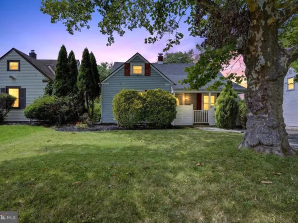 28 W County Line Rd, Hatboro, PA 19040