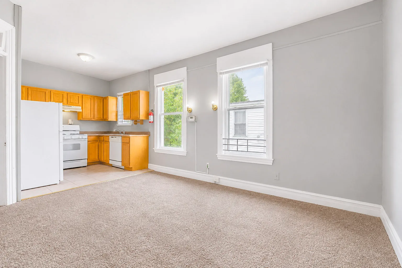 112 Garden St - 2 — Photo 1