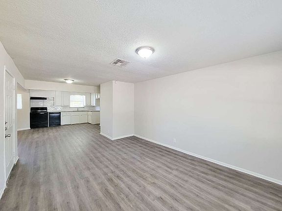 4th image of 5239 Falvey St