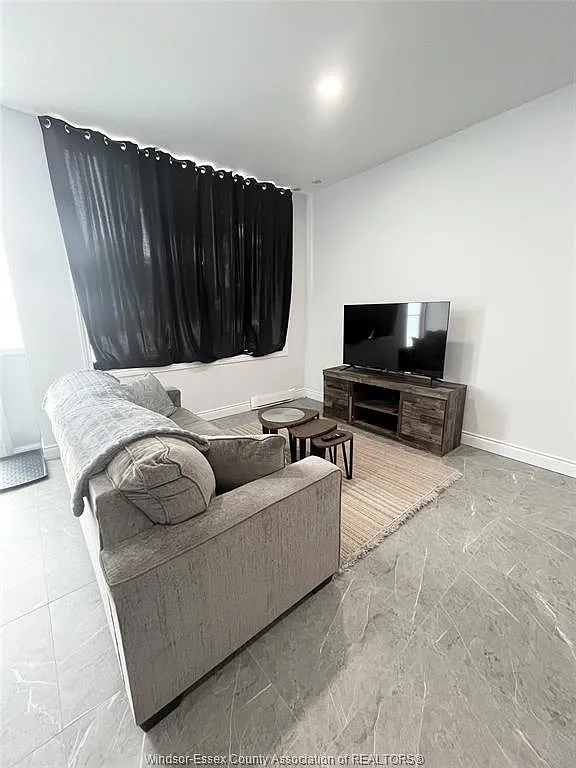 Studio, $1,650 — Photo 4