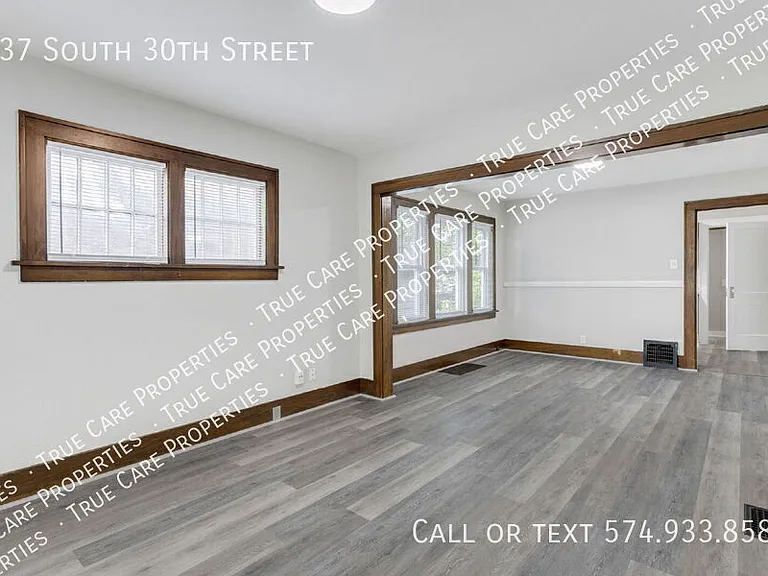737 S 30th St — Photo 2