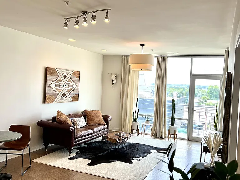 926 Woodland St #211 — Photo 7