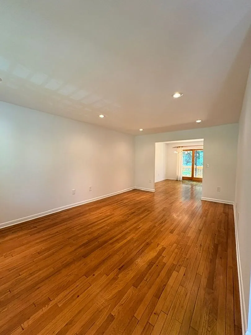 2071 Golf Course Drive — Photo 3