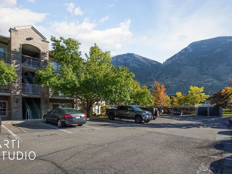331 N Belmont Pl #233 — Photo 17