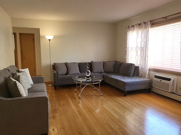 3rd image of 6248 W Montrose Ave APT 2F