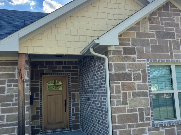 214 Windom St, Farmersville, TX 75442