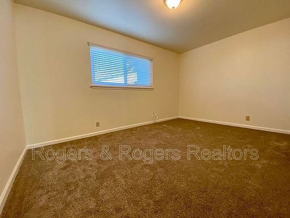 5th image of 670 San Luisito Way