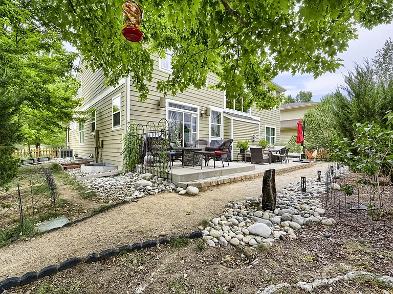 8585 Braun Loop — Photo 29