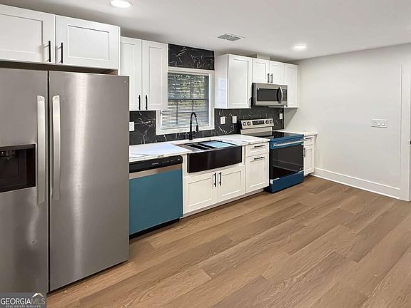 5th image of 4133 Canby Ln