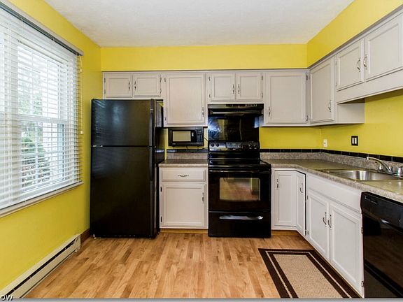 2nd image of 5236 Creekside Blvd Unit E19
