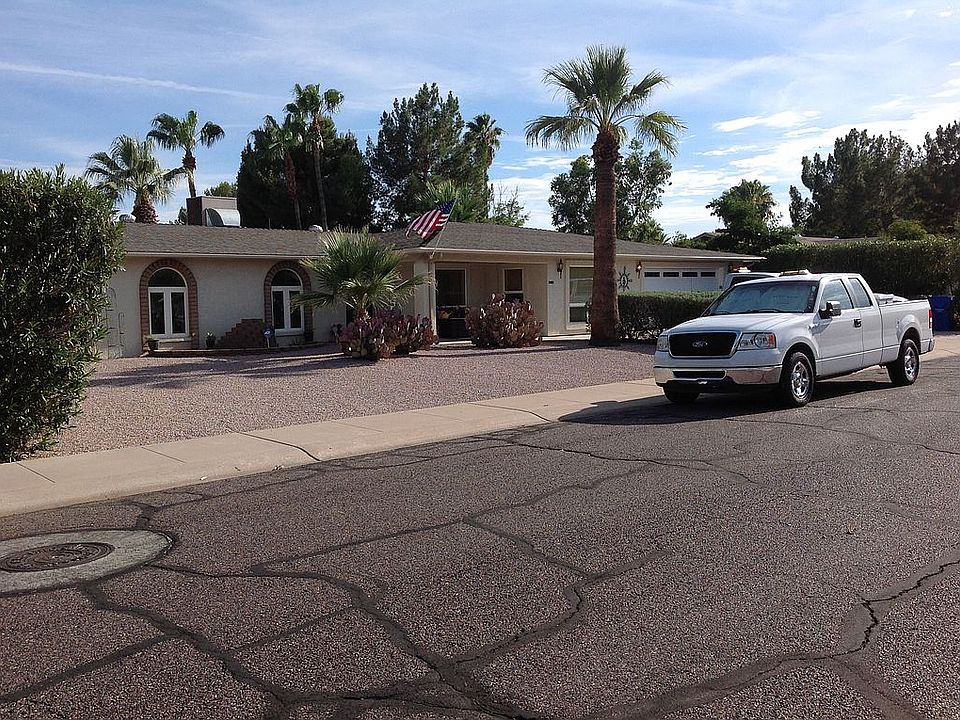 1st image of 4909 E Paradise Dr