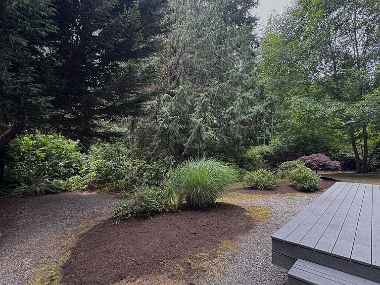 10699 NE Byron Dr — Photo 15