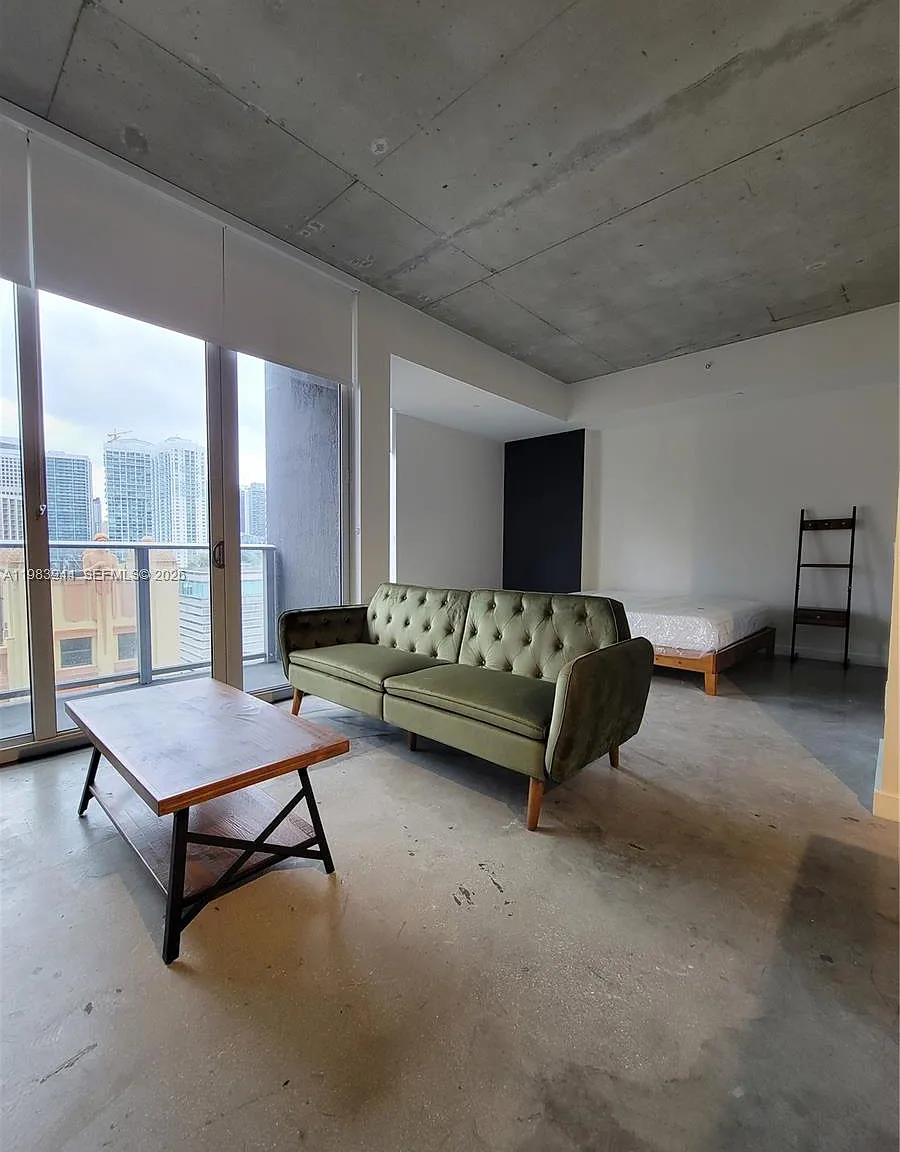 Centro Condo — Photo 3