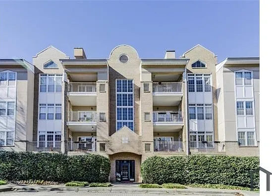 2 bed, 1300 sqft, $2,150 — Photo 2
