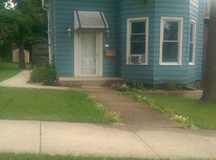 207 E 10th St, Lockport, IL