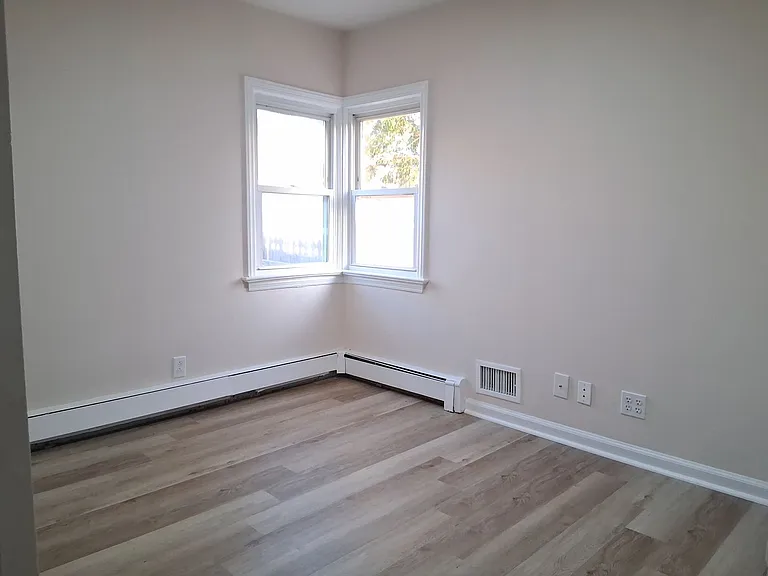 51 Cedarcrest Ave — Photo 14
