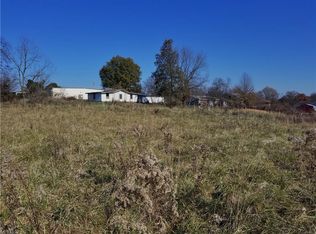 521 Cedar Grove Rd, Parkersburg, WV 26104