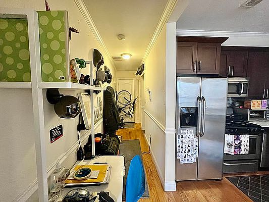 3rd image of 472 Lafayette Ave APT 3B