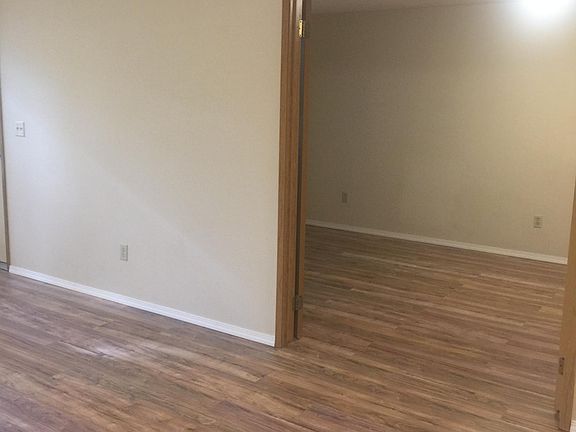 5th image of 8325 128th Ave NE APT 105