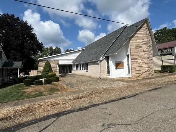 211 Vine St, Tionesta, PA 16353