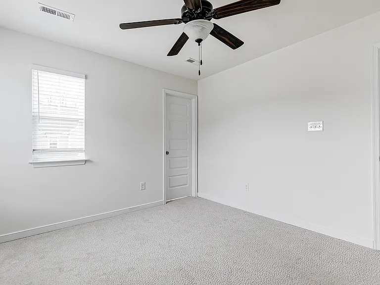 5610 Benoni Ct — Photo 21