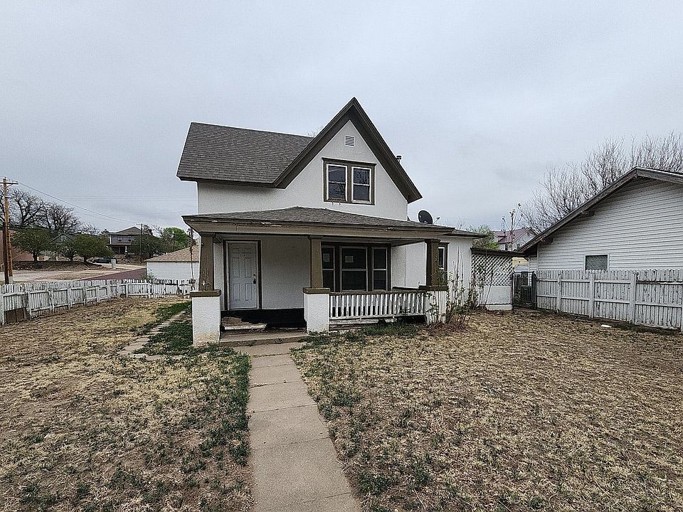 1st image of 810 3rd Ave