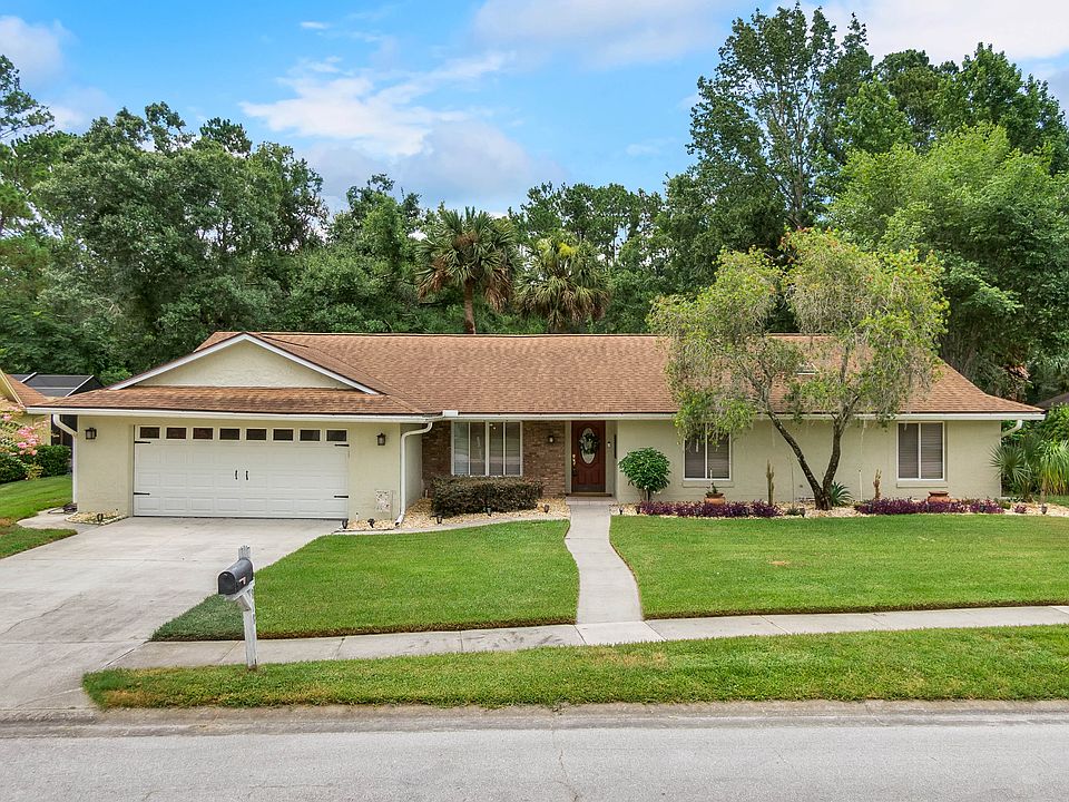 1st image of 818 Riverbend Blvd