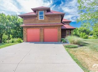 604 Parkside Ct, Baldwin, KS 66006