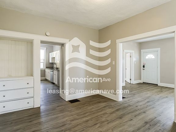 5-Dining Room