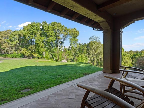 4th image of 1439 Portola Rd