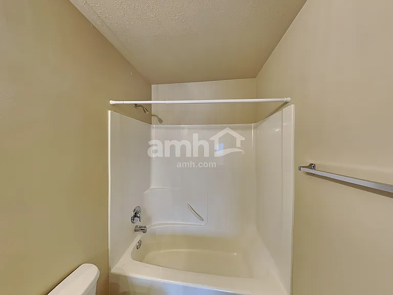 5252 S 4300 W — Photo 19