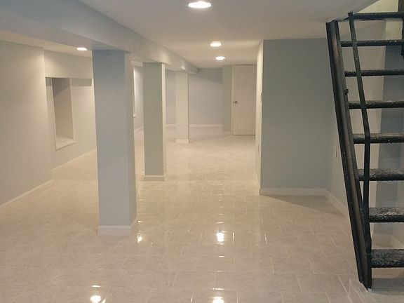 5th image of 673 E 224th St #2FAM