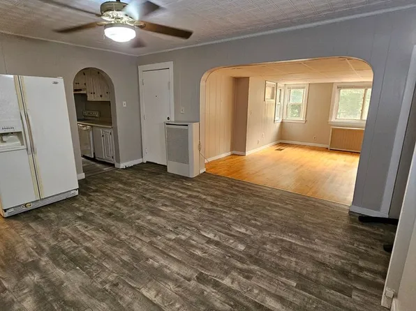 78 Wilson St, 78 Wilson St #1R, Manchester, NH 03103