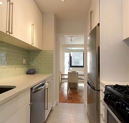 3rd image of 1725 York Ave APT 18H