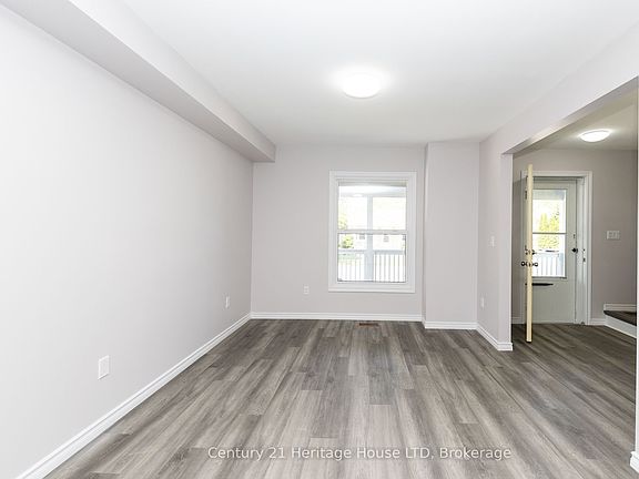 5th image of 218 Henrietta St
