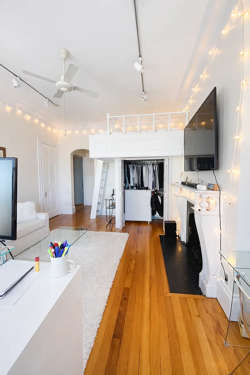 Building Photo - 271 Dartmouth St #4K