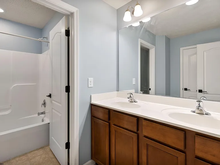112 Casey Ln — Photo 20