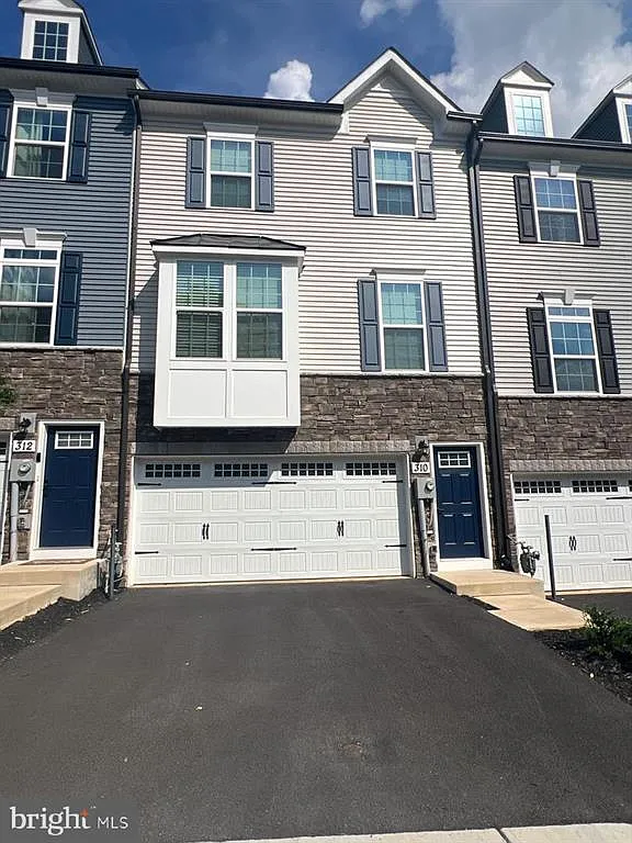 310 Schaffer Dr. — Photo 1