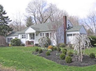 2 Philyet Dr, East Windsor, NJ 08520