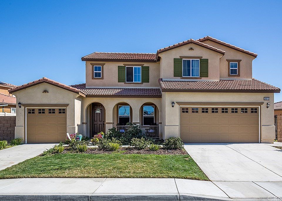 1st image of 28712 Mahogany Trail Way
