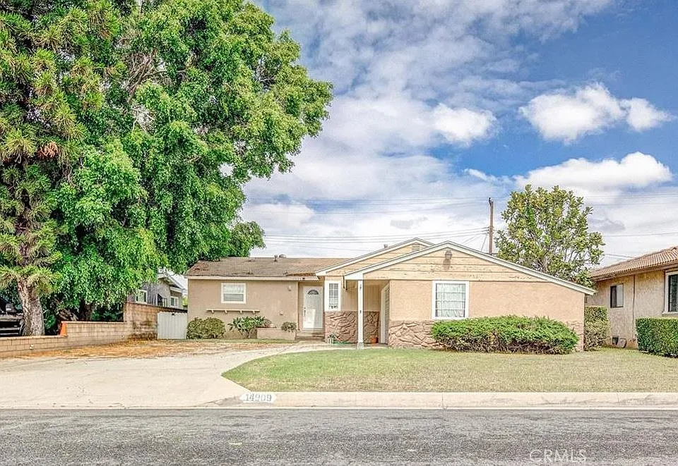 14909 Pemberton Dr