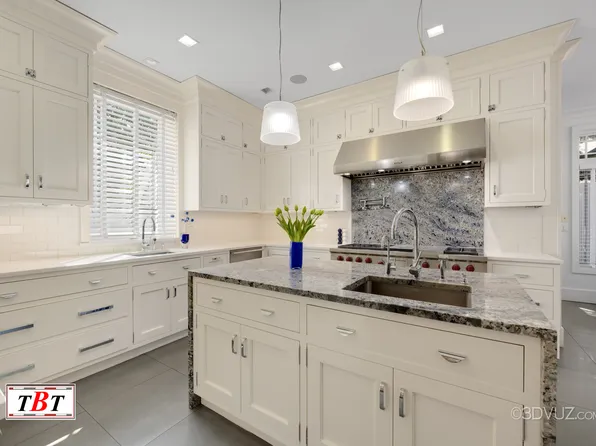 1132 East 32nd Street image 11 of 36