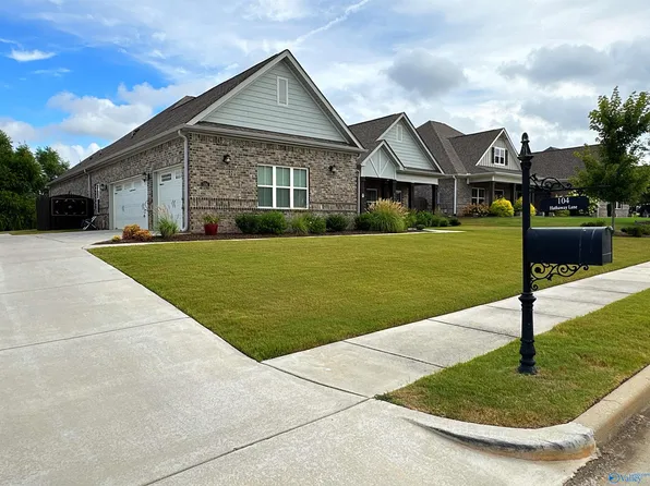 104 Hathaway Ln, Madison, AL 35756