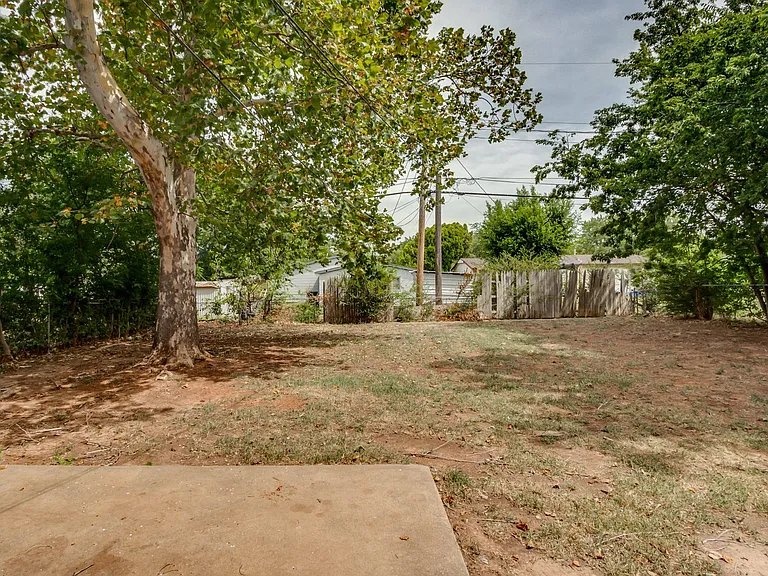 3005 SW 52nd Pl — Photo 40