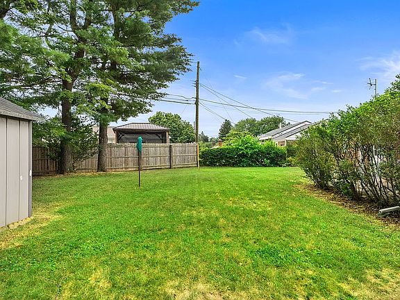 4th image of 3012 Devonshire Rd