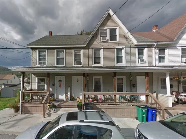 208-212 W High St, Nesquehoning, PA 18240